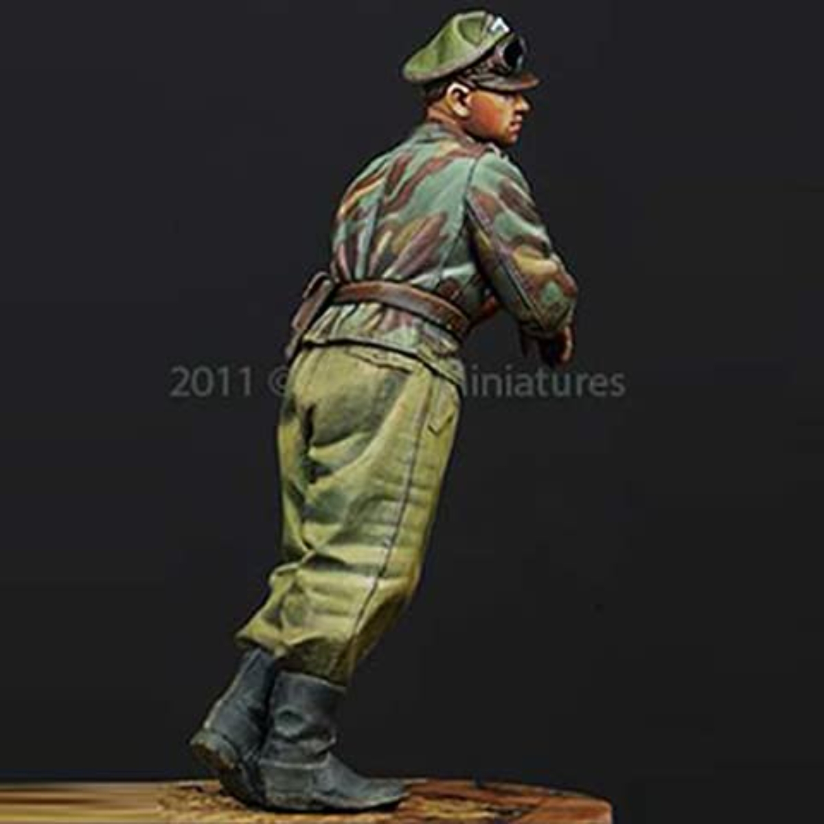 1/35 resin soldier model GK -  - огляд і ціна Model Kit Italeri